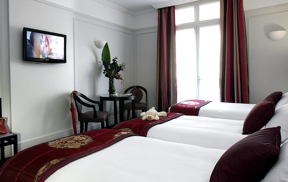 Paris attractions-travel France-Hotel California Champs Elysees