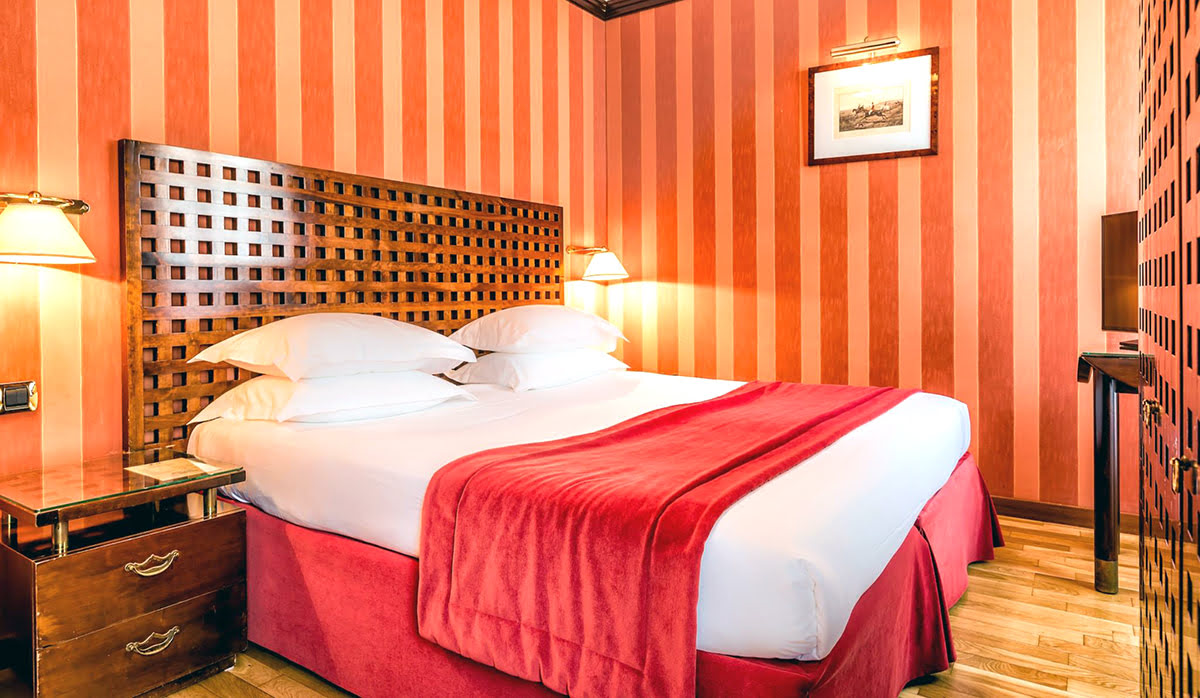 Paris attractions-travel France-Villa Pantheon Hotel