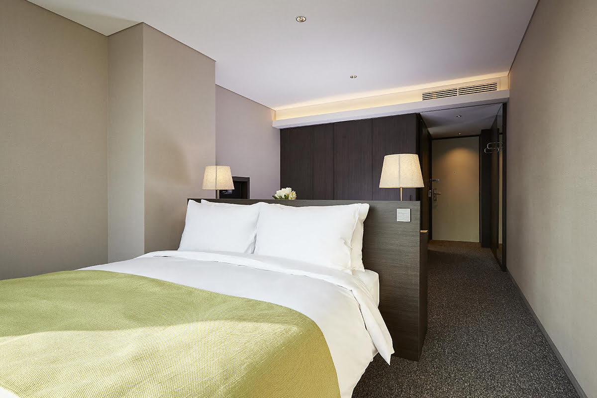 Seoul shopping-Nine Tree Premier Hotel Myeongdong 2