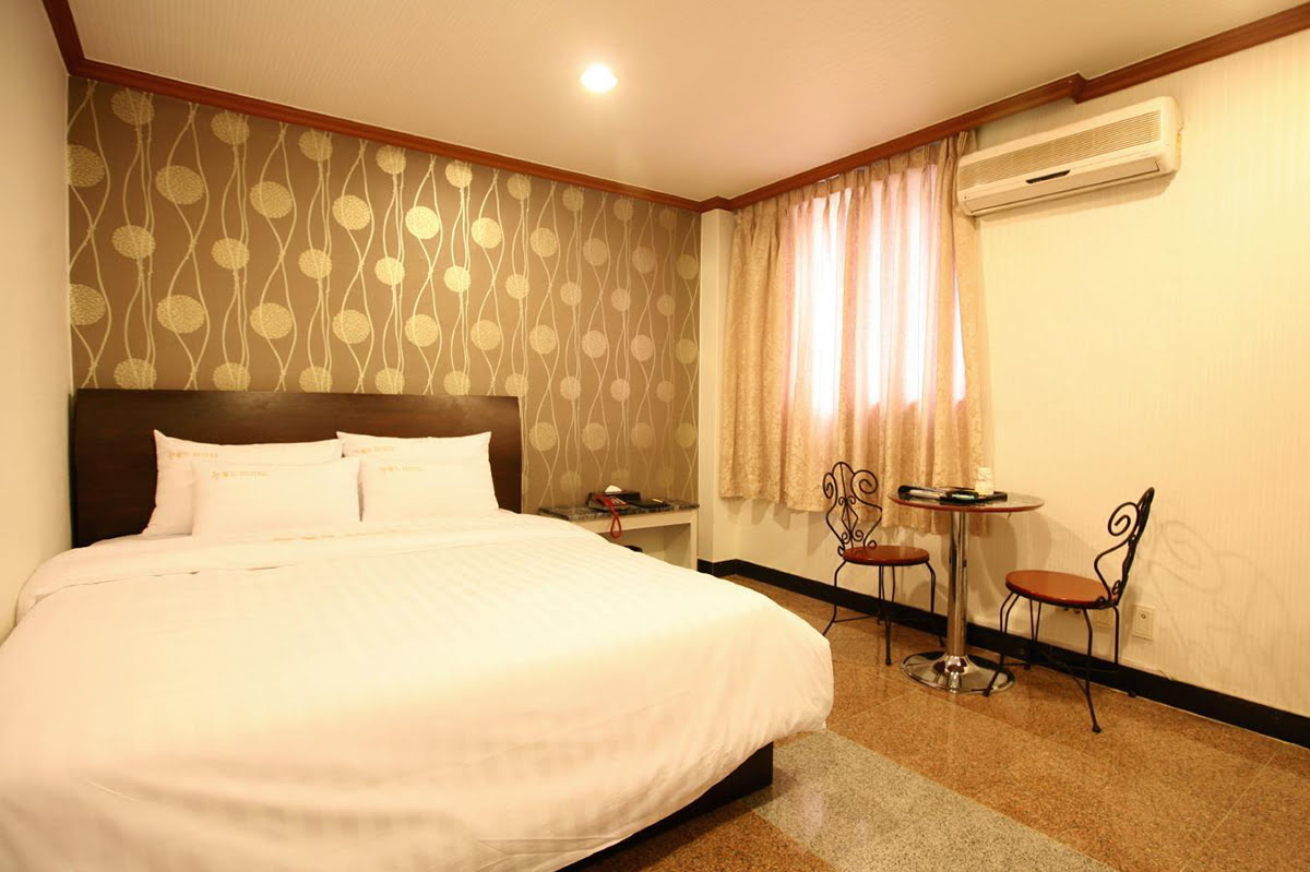 New World Hotel, Seoul
