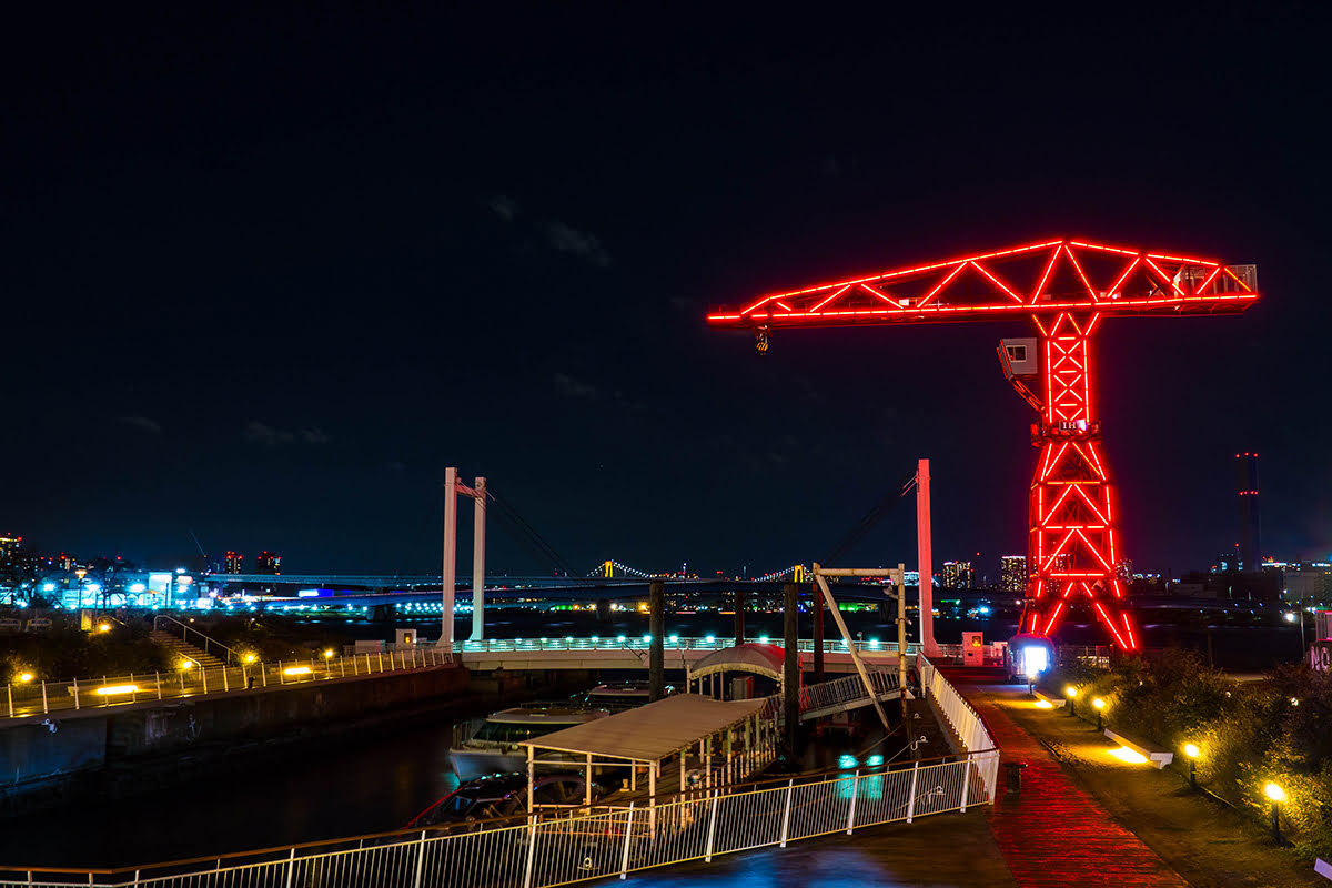 Toyosu Fish Market-Tokyo-The Crane Monument-LaLaport