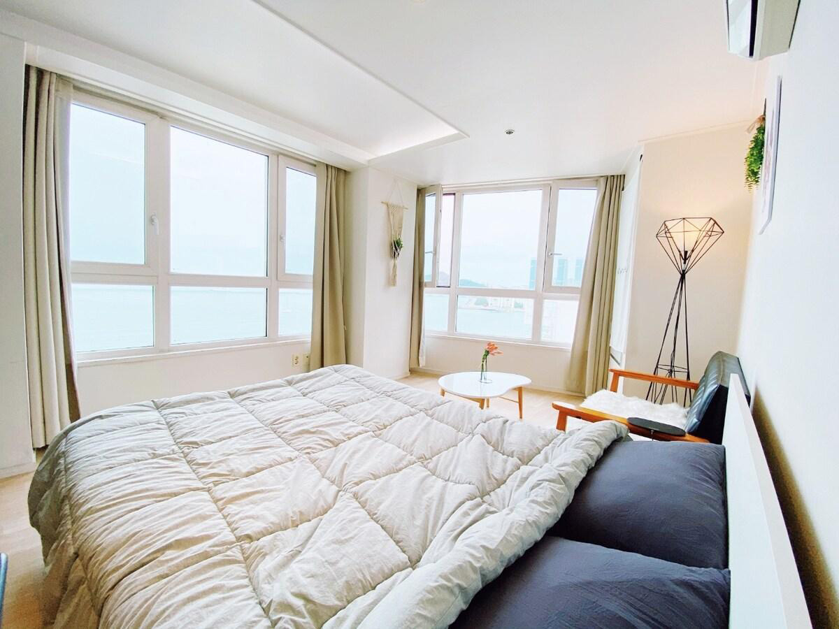 3rd Store Opening 🧡 Panoramic Ocean View 🏖 1st floor-Busan