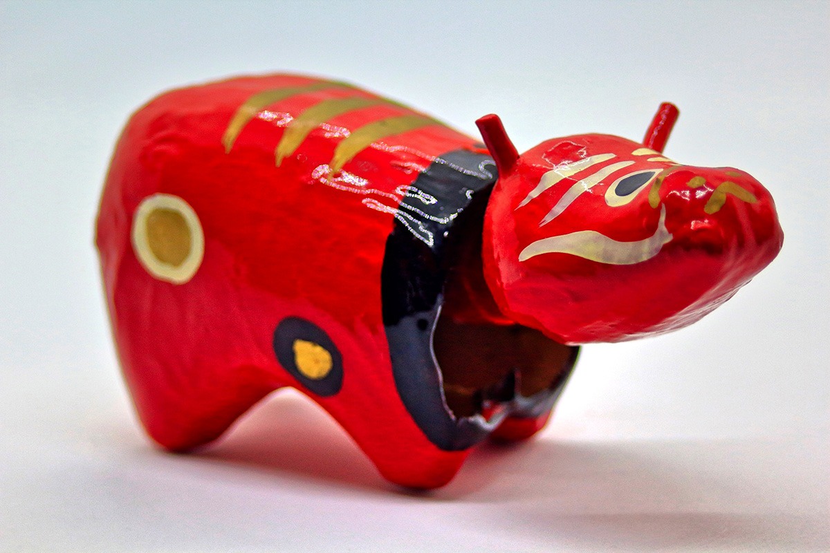Family-friendly destinations in Tohoku-Akabeko Painting Experience-Fukushima Prefecture