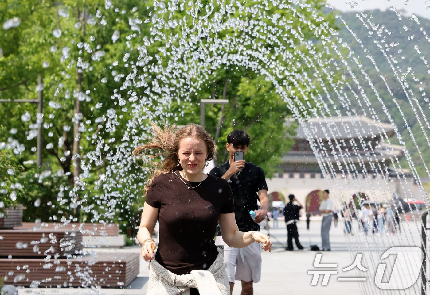 “올여름은 한국으로”…유럽 여행객, 서울·부산·제주에 꽂혔다
