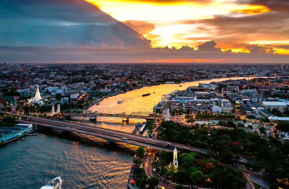 Sungai Chao Phraya_matahari terbenam Bangkok