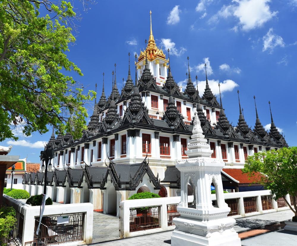 Wat Ratchanatdaram_UNESCO Světové dědictví Site_Loha Prasat