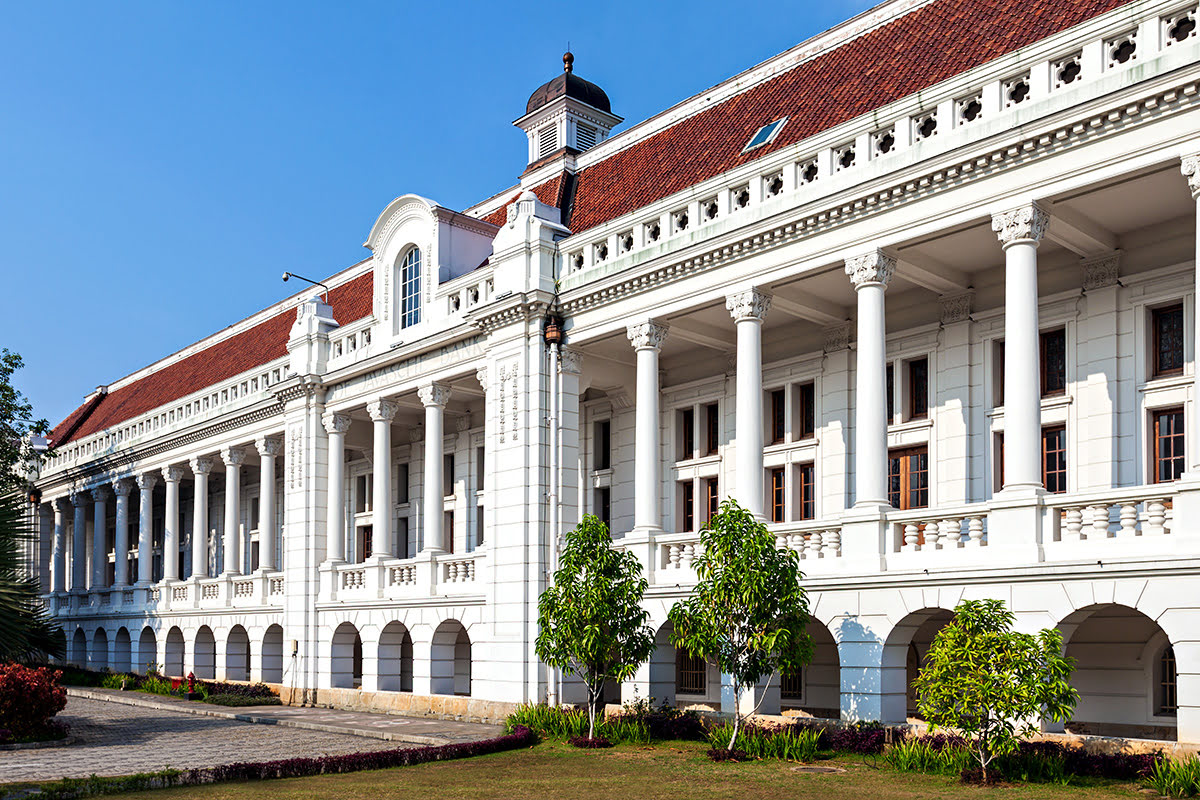 Jakarta mit kleinem Budget erkunden Attraktionen und versteckte Juwelen Museum Bank