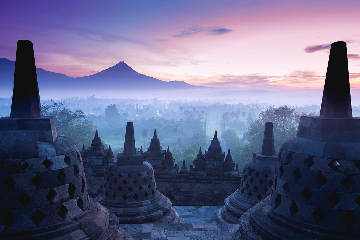 Đền Borobudur ở Trung Java, Indonesia