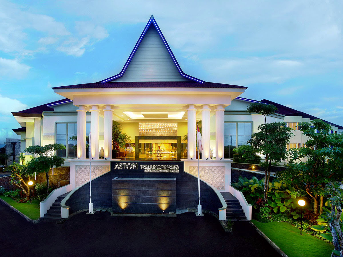 애스톤 탄중 피낭 호텔 앤 컨퍼런스 센터(Aston Tanjung Pinang Hotel & Conference Center)