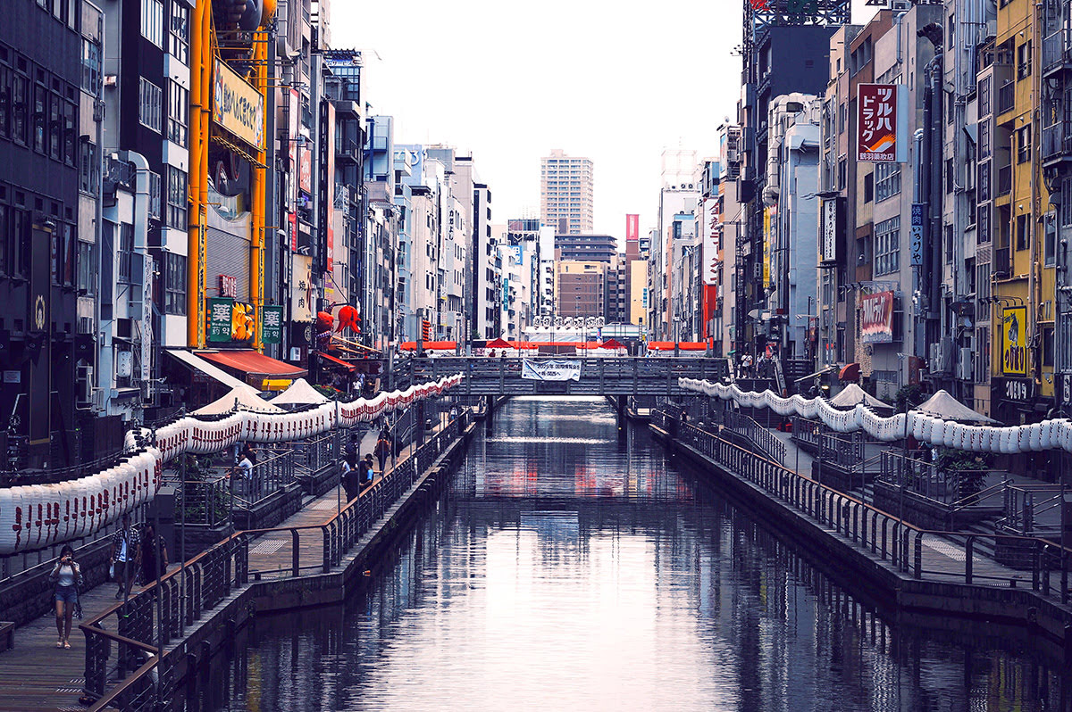 道頓堀河畔散步路_大阪_日本