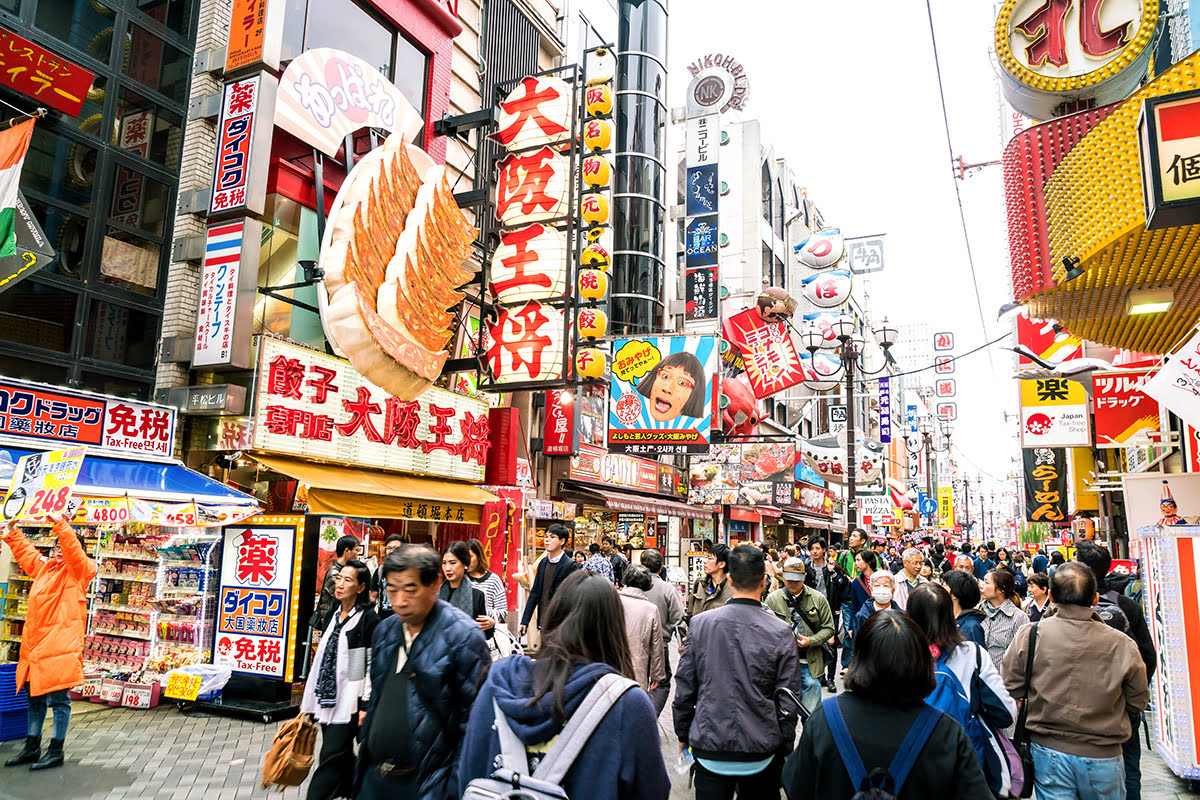 Restoran terbaik di Osaka_jajanan Jepang_Pasar Kuromon Ichiba