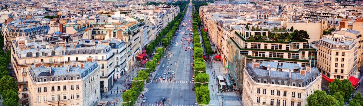 Đại Lộ Champs Elysees: Trải Nghiệm Giải Trí Xa Hoa ở Paris