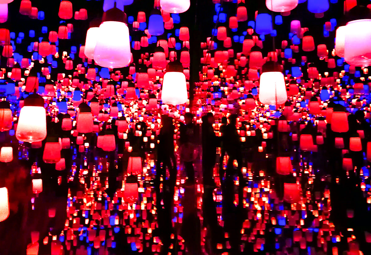 Aktivitäten in Odaiba_teamLab Borderless