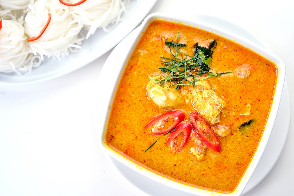 Michelin Guide restaurants in Asia-Raya Restaurant-crab dish-pork belly