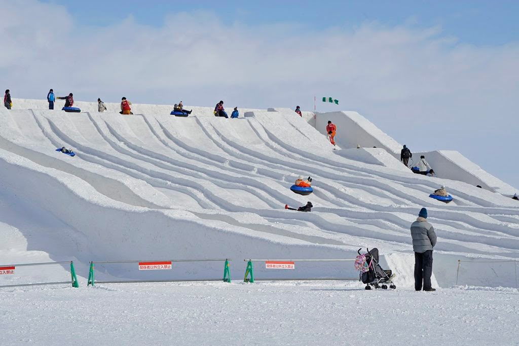 札幌_雪祭_ TSUDOME會場