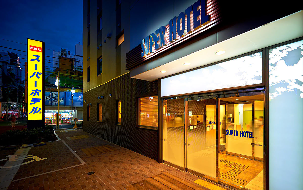 东京热门景点-新宿歌舞伎町超级酒店