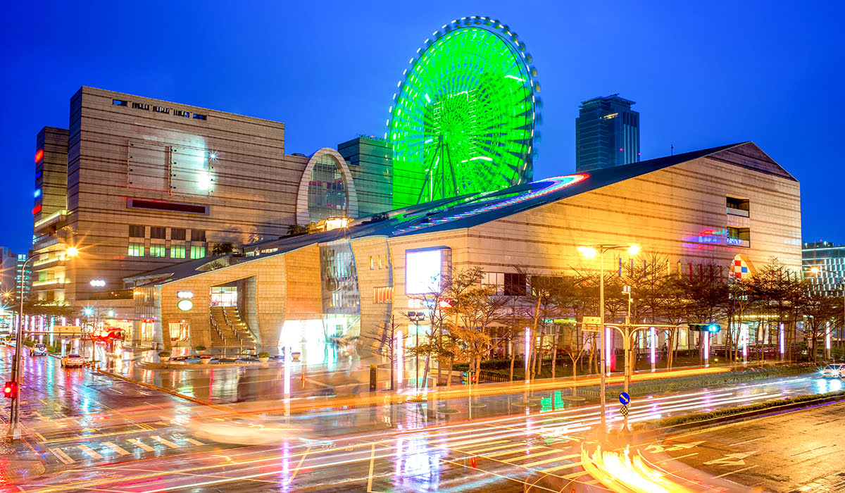 Taipei family-friendly night spots-Miramar Ferris Wheel