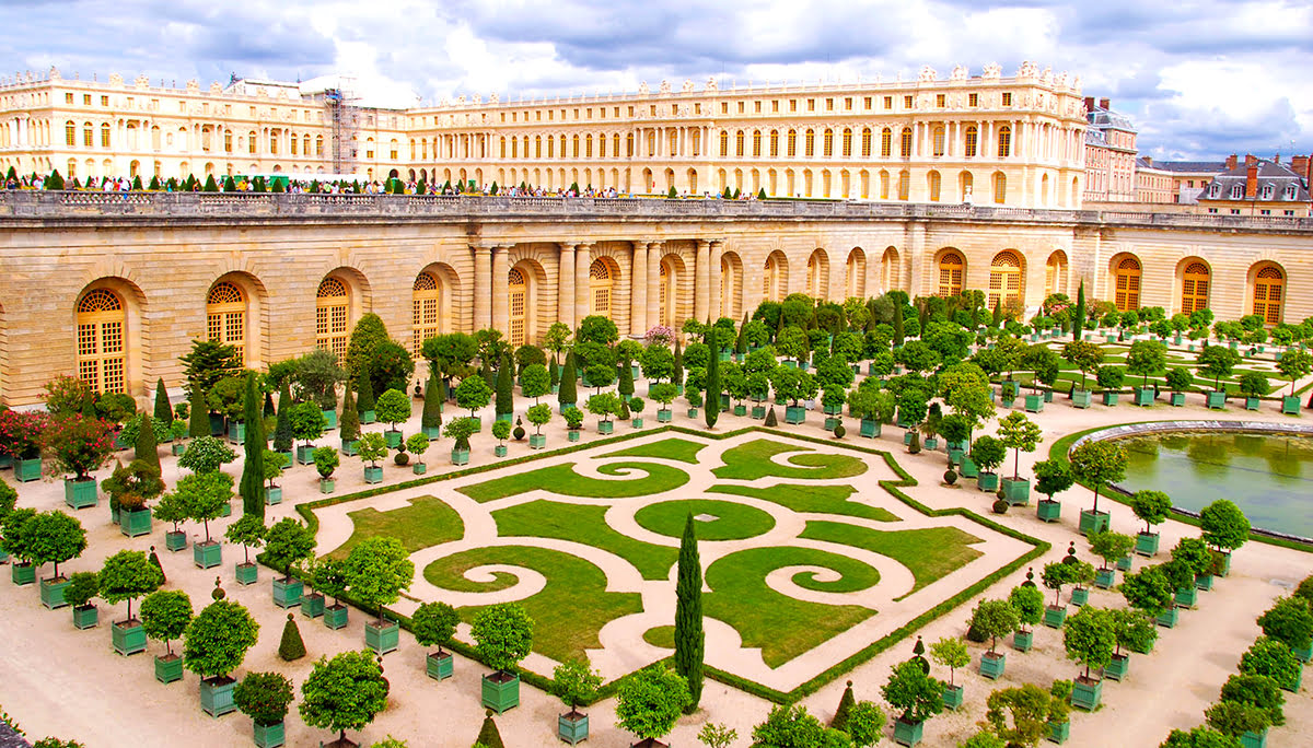 Palace of Versailles-Paris-France-gardens