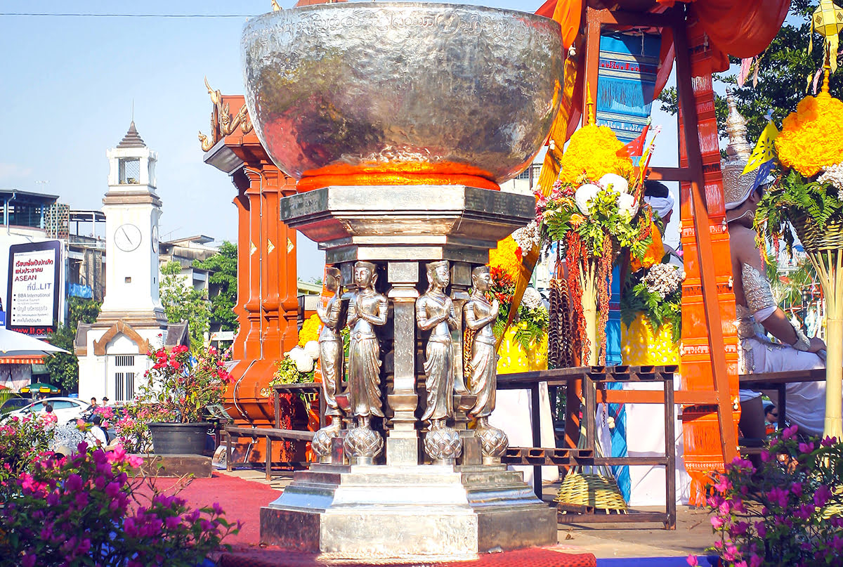 Songkran Festival 2019-Thailand-Salung Luang Songkran Festival-Lampang-silver bowl procession