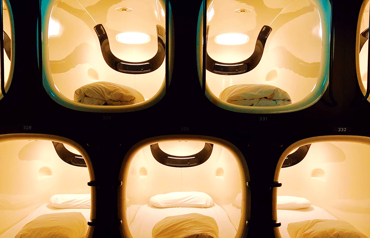 Cheap hotels in Tokyo-Japan-capsule hotel-pod hotel