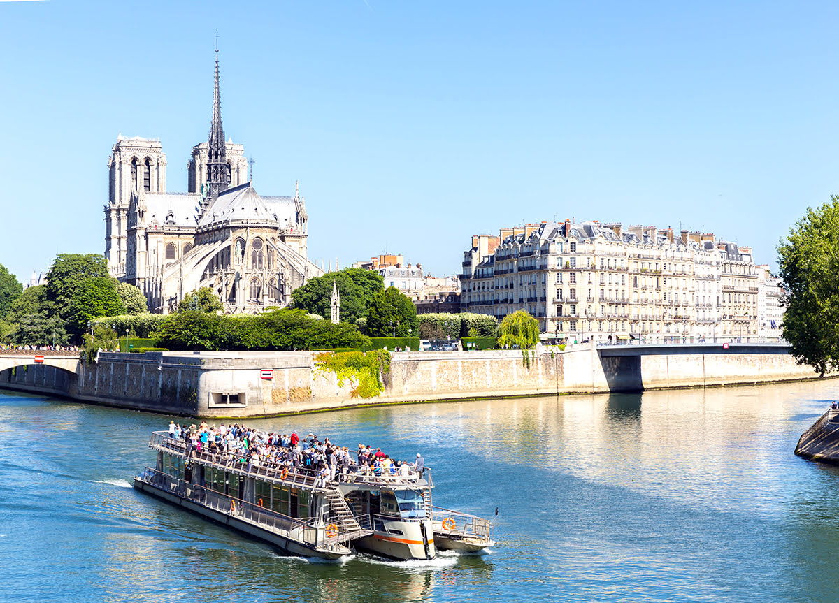 Paris attractions-travel France-Bateaux Parisiens River Cruise