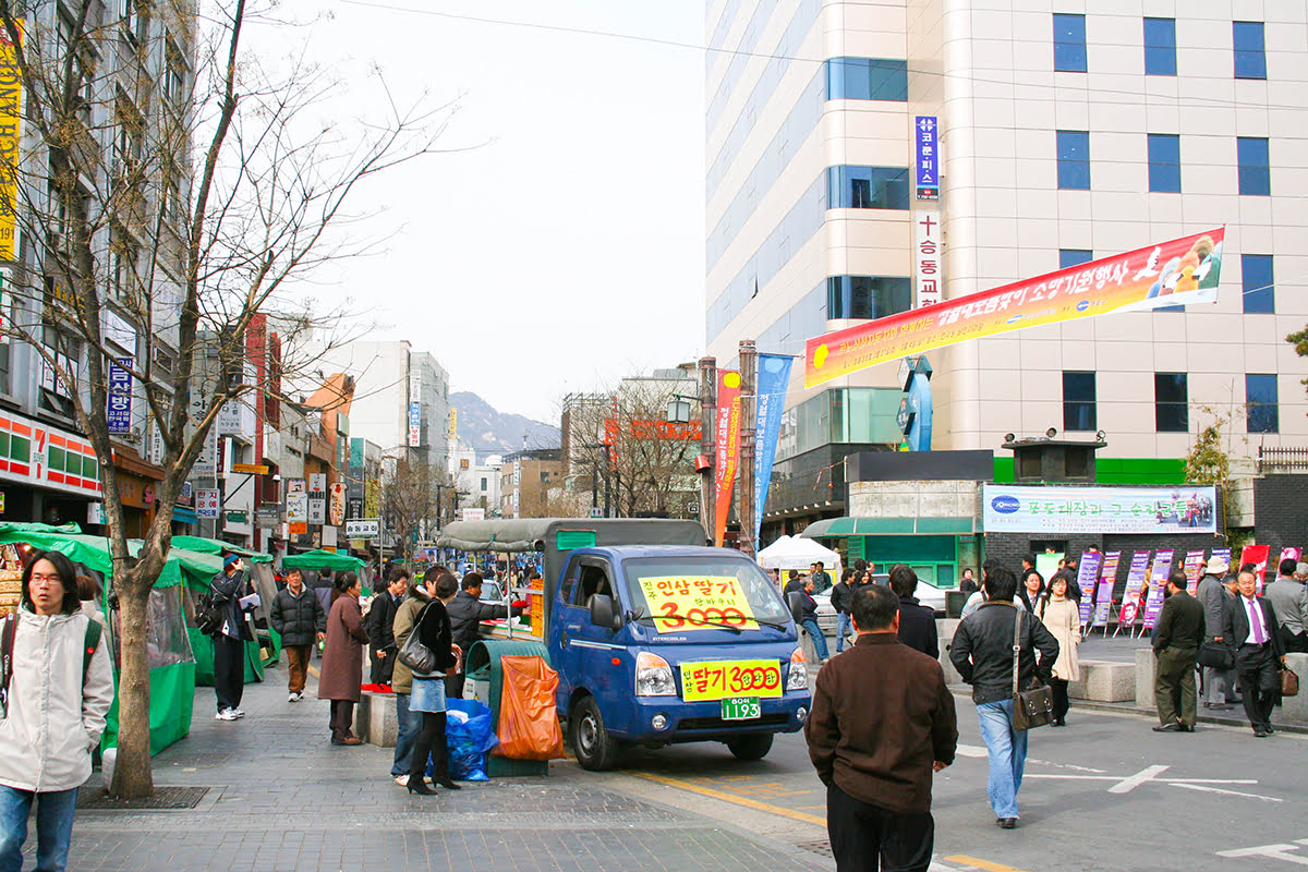 Insadong-things to do-Seoul-Insadong neighborhood