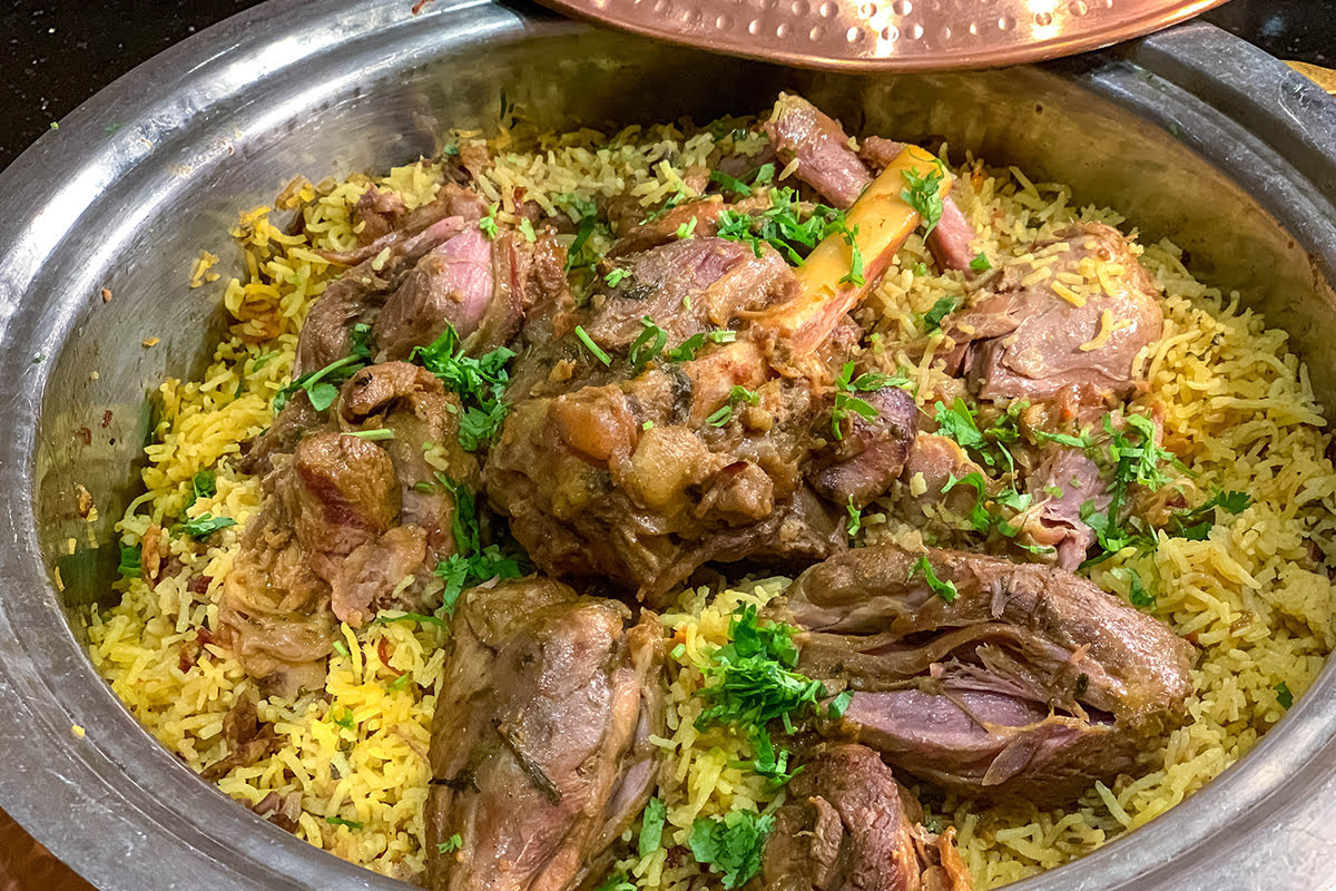 Jeddah 음식 :최고의 사우디 음식들과 그것들을 먹을 수 있는 장소 안내