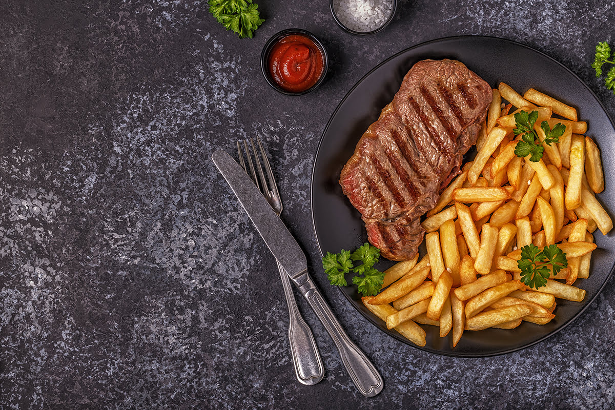Paris food-Steak and fries