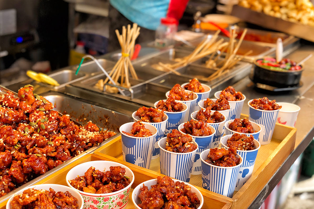 Seoul-Food Stands in Myeong-dong