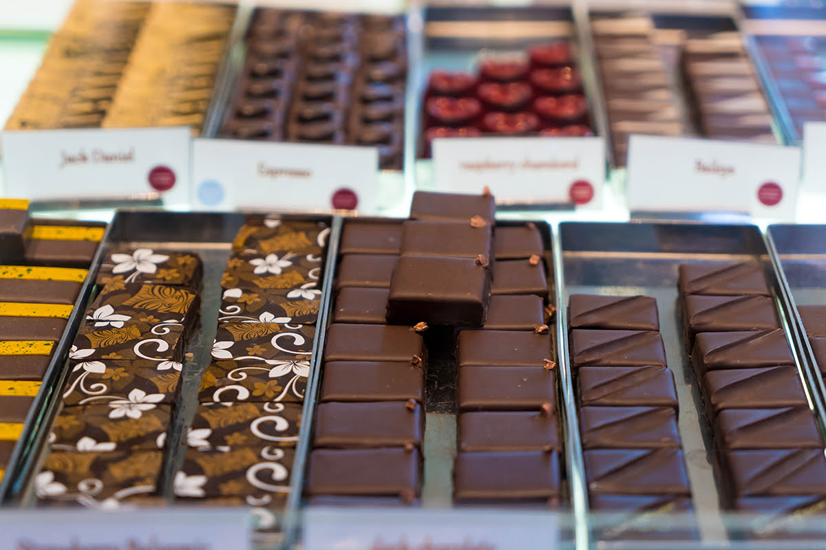 What to buy in Paris-shopping-souvenirs-Chocolate