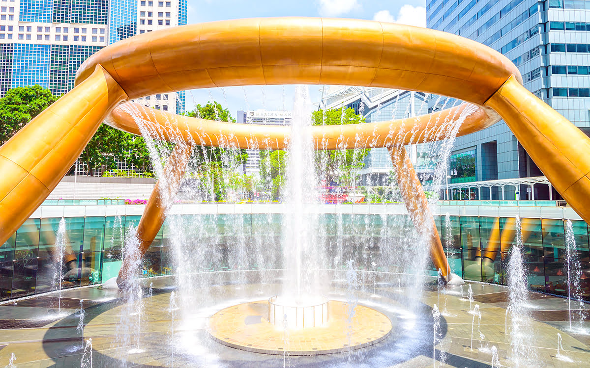 Singapore tourist spots-Suntec Fountain of Wealth