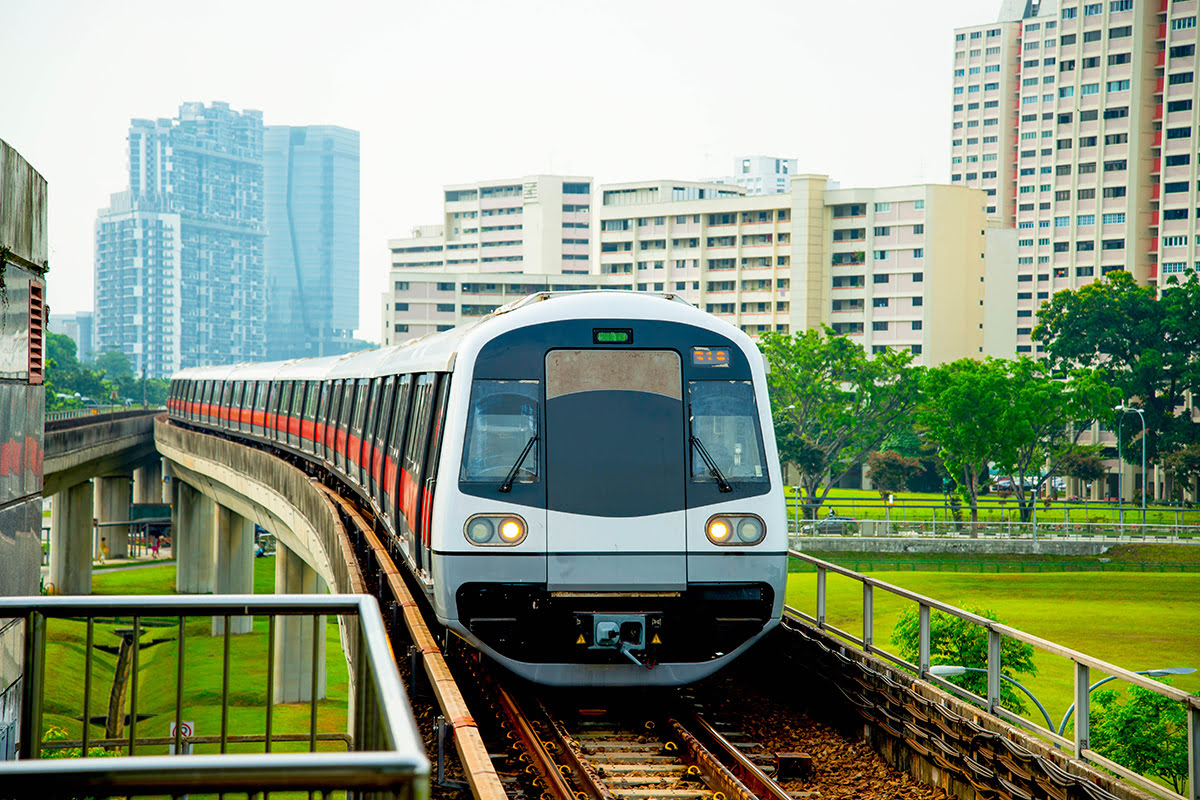 가든스 바이 더 베이-MRT 싱가포르