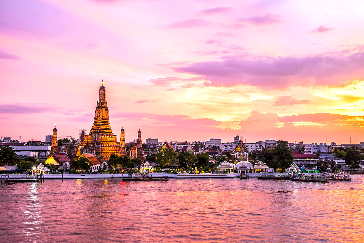 Bangkok vacation rentals-holiday homes-Thailand-Chao Phraya River-Sathon Pier
