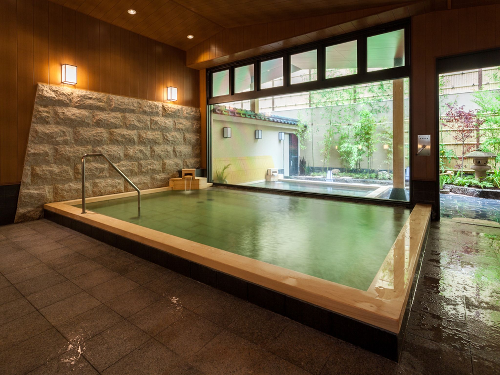 Hotels in Kyushu-Japan-traveling-Nishitetsu Resort Inn Beppu