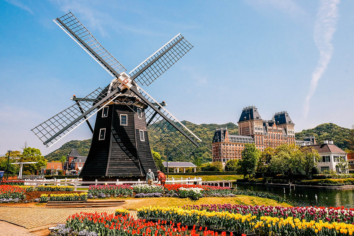 Things to do in Nagasaki-Kyushu-Japan-Huis Ten Bosch