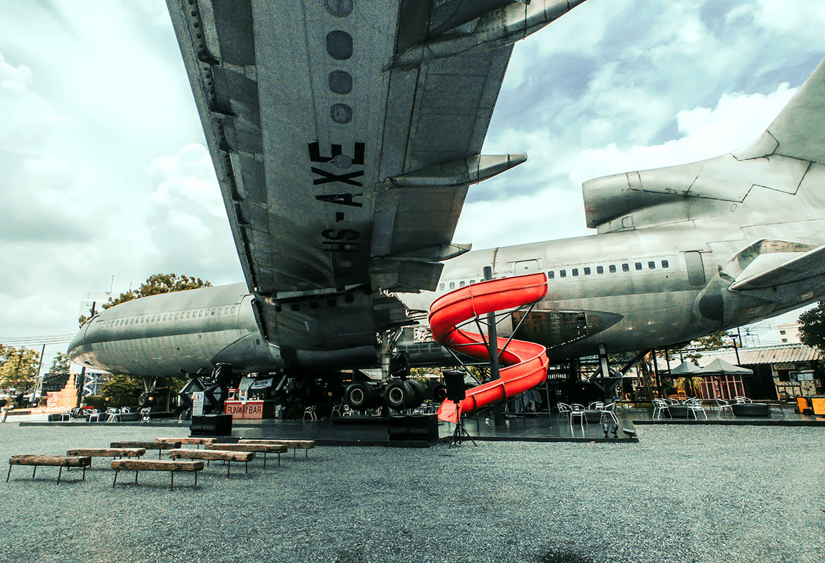 Bangkoks Nachtmärkte Chang Chui Plane Market