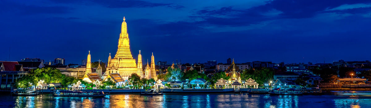 Featured photo-Wat Arun at night-Bangkok sightseeing