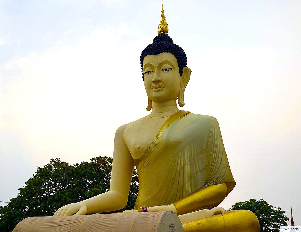 สนามบินในกรุงเทพ-สนามบินในไทย-สนามบินสุวรรณภูมิ-วัดพระแก้ว-ตลาดหัวตะเข้