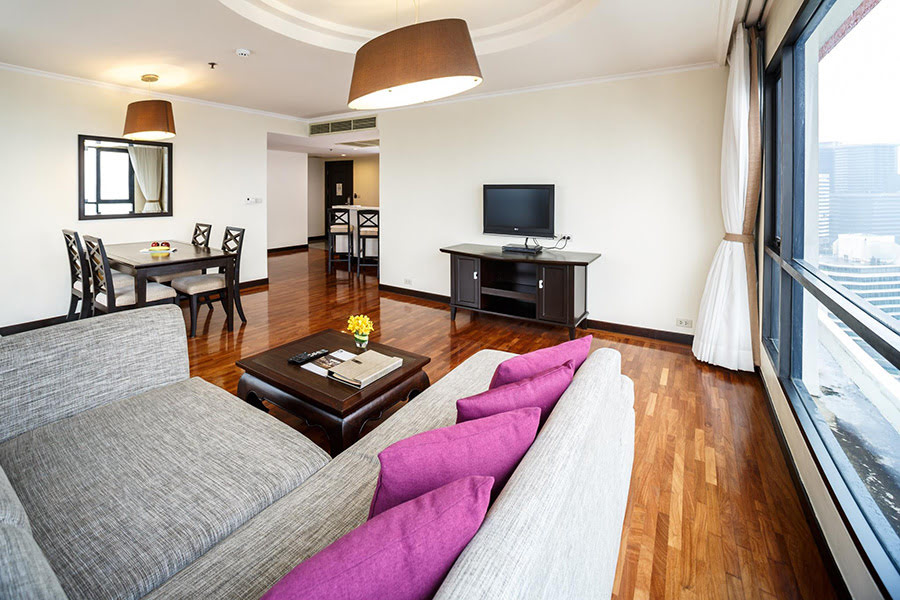 Bandara Suites Silom