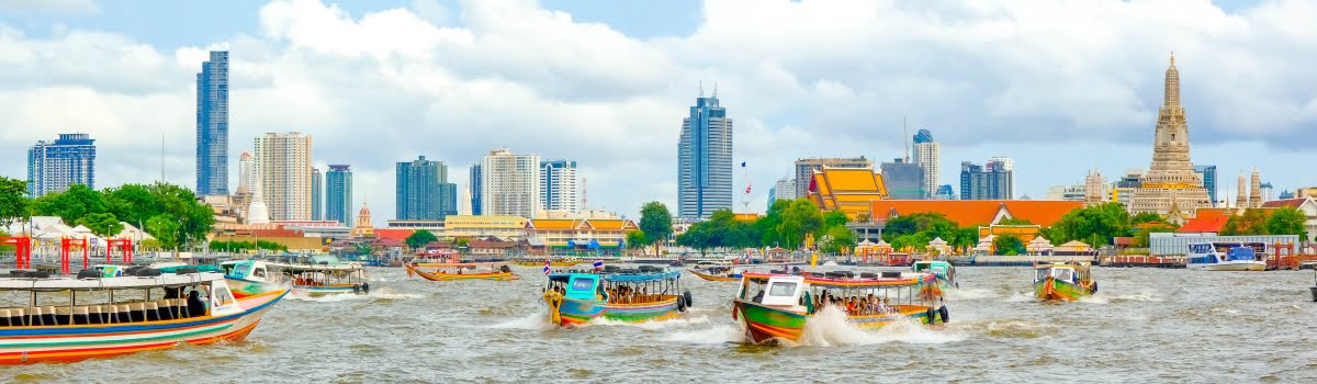 Cruises in Bangkok-Featured photo (1200x350) Boats on Chao Phraya river