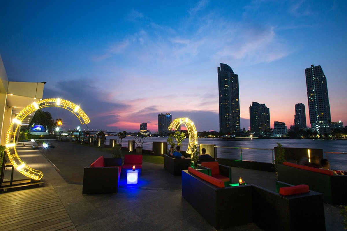 曼谷酒店-曼谷湄南河畔华美达广场酒店