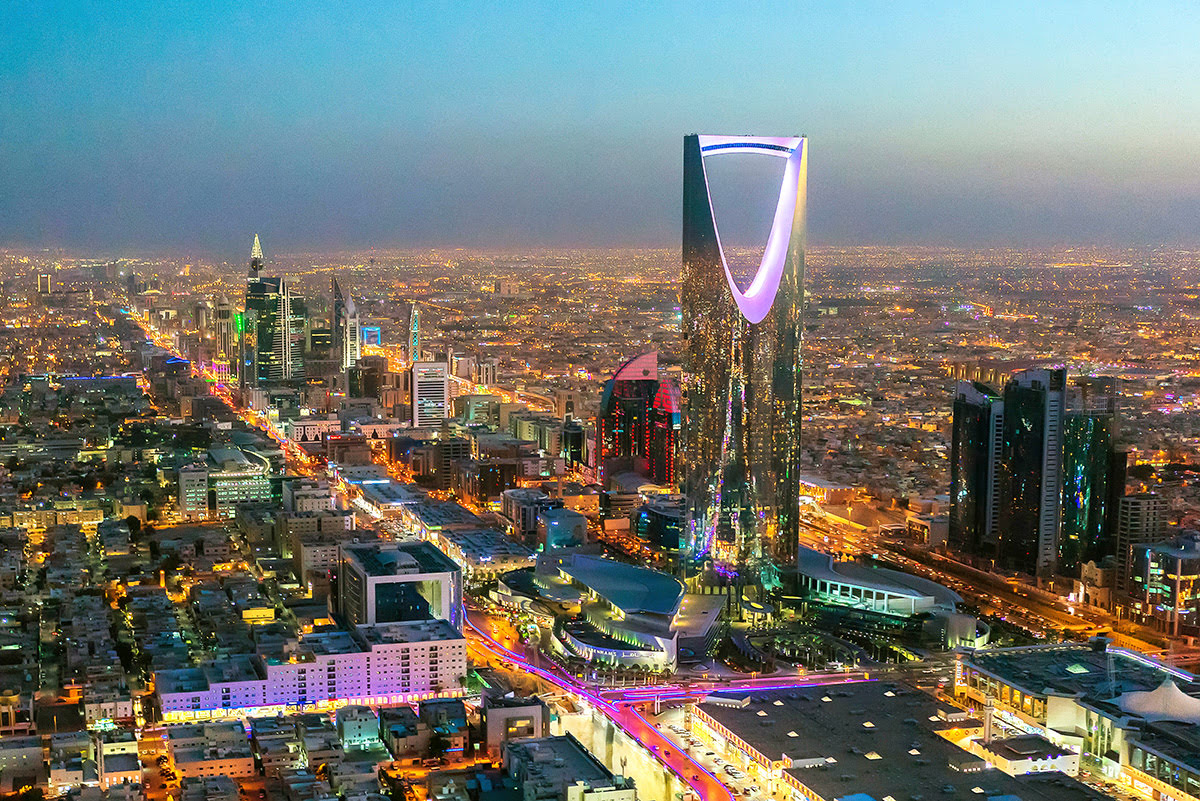 Kingdom Centre Tower, Riyadh