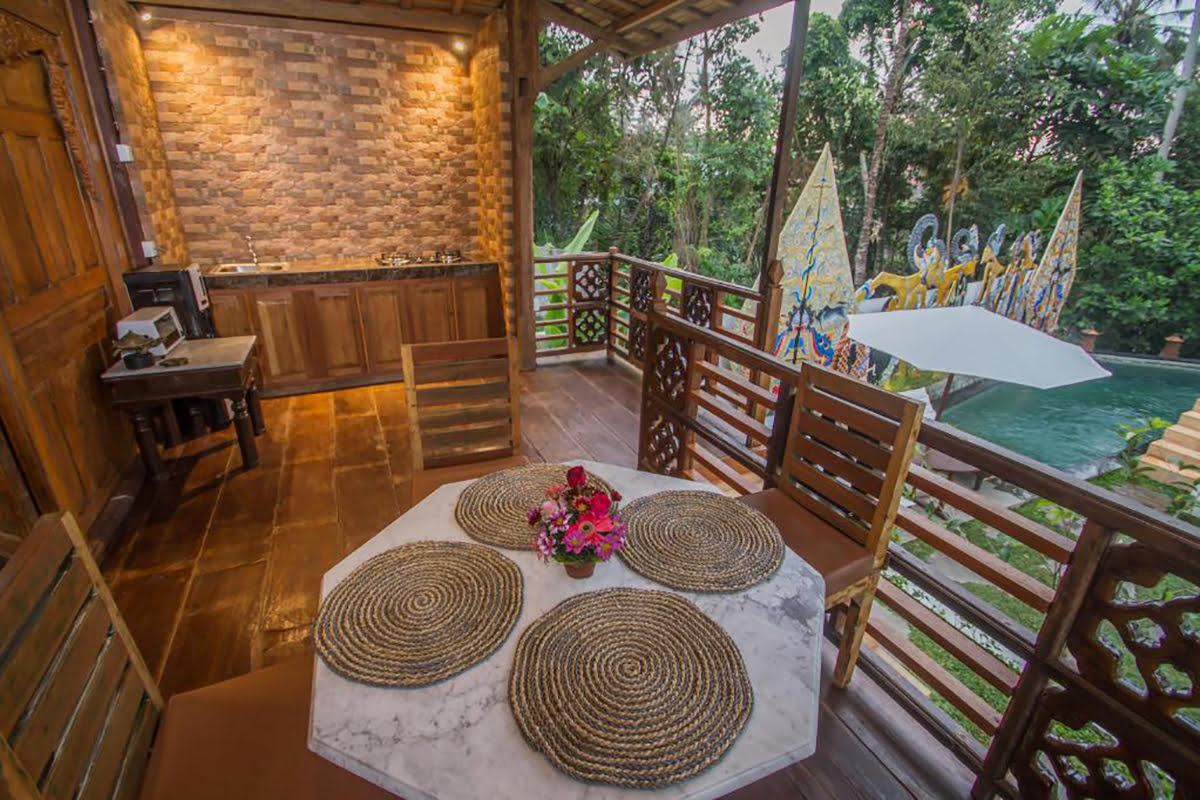 Rental homes in Bali-Comfy Wooden Villa with a View at Ubud