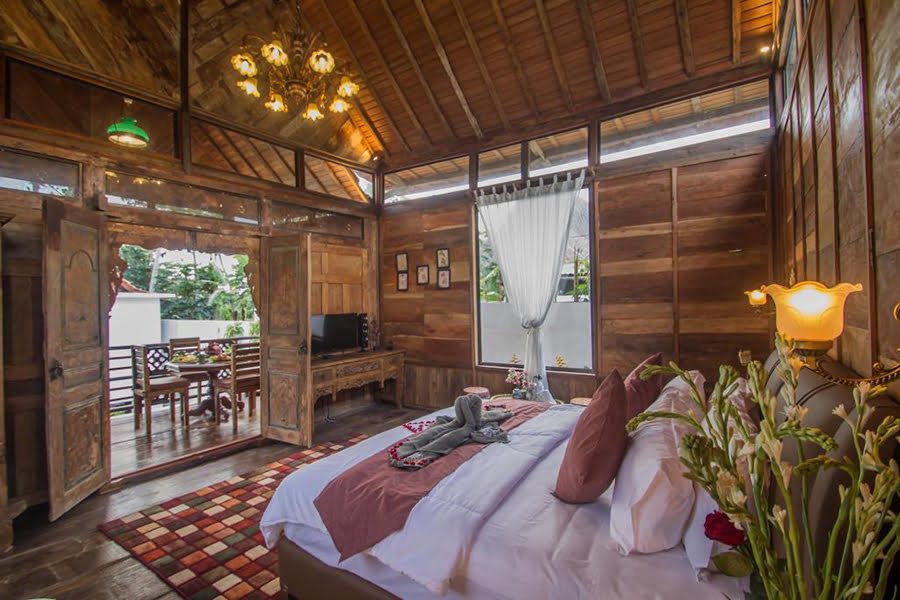 Bali-Comfy Wooden Villas with View at Ubud