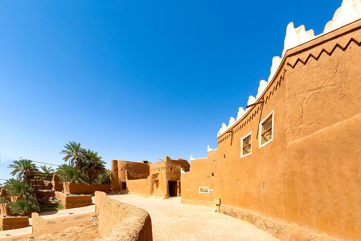 Landmarks in Saudi Arabia-historic sites-Ushaiqer Heritage Village