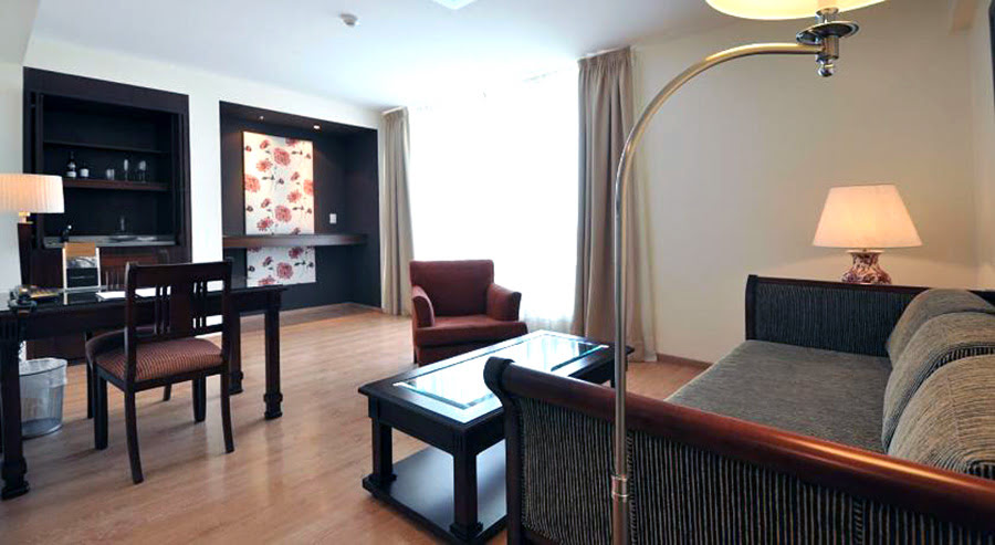 Hotels in Mendoza-Argentina-things to do-American Executive Hotel Mendoza