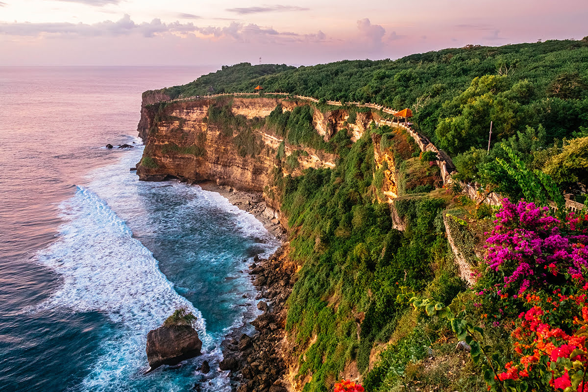 Bali itinerary-Uluwatu Cliff