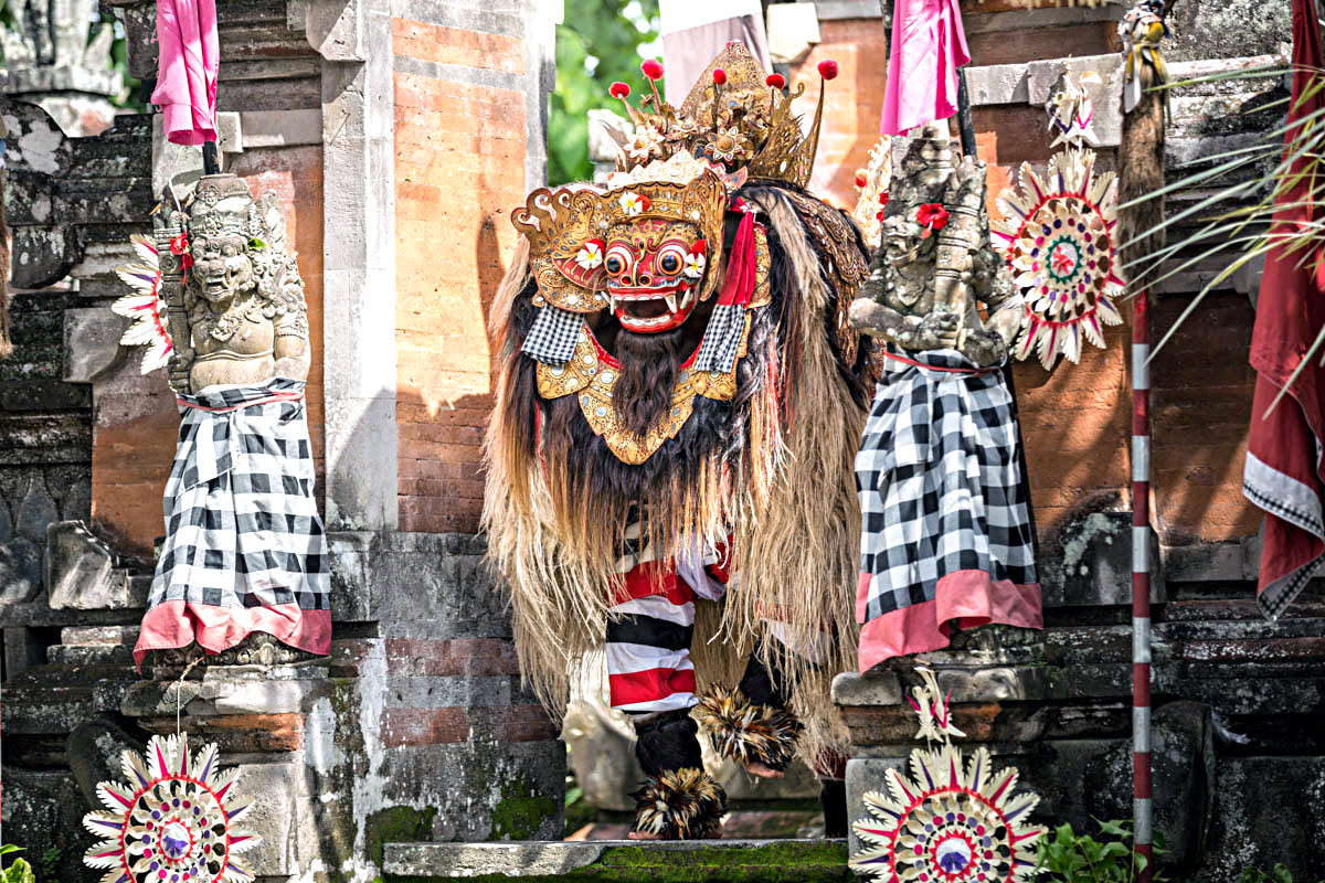 What to do in Bali-dancers