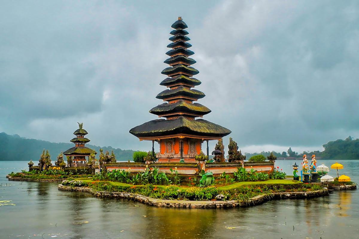 Best time to visit Bali-Balinese temple