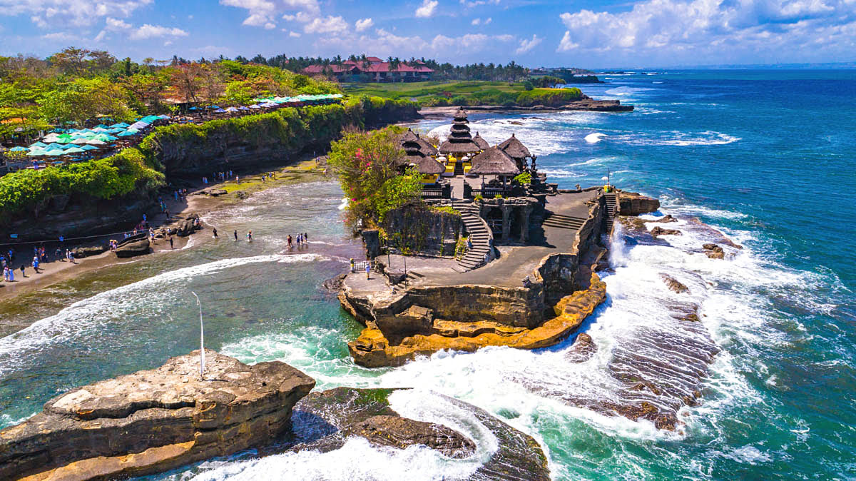 Tanah Lot Temple-Bali-daytime tour